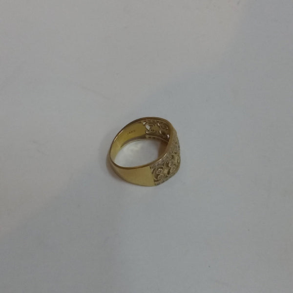 14K Gold & Clear Stone Cut Out Ring - Big Reuse