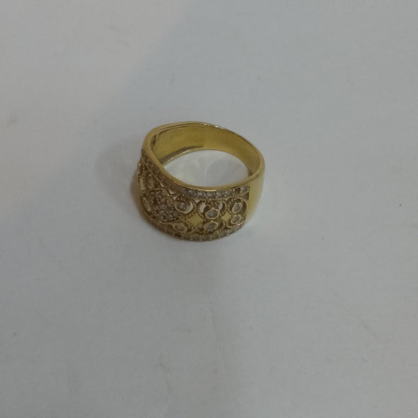 14K Gold & Clear Stone Cut Out Ring - Big Reuse