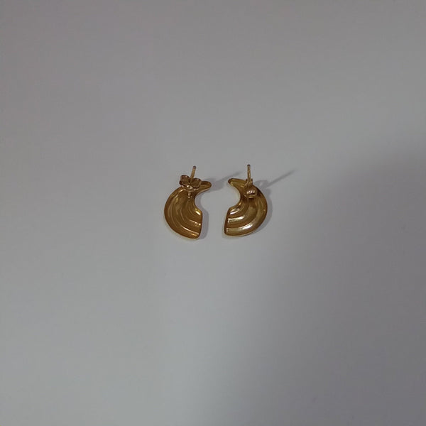 14K Gold Swirl Earrings - Big Reuse