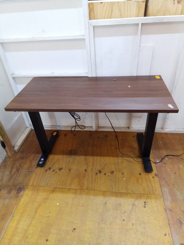 Knoll k.stand Electric Height Adjustable Desk - Big Reuse