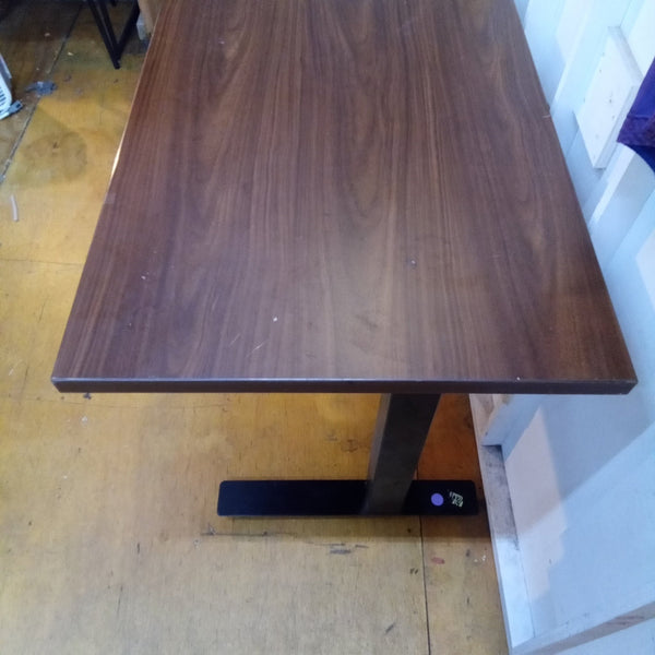 Knoll k.stand Electric Height Adjustable Desk - Big Reuse