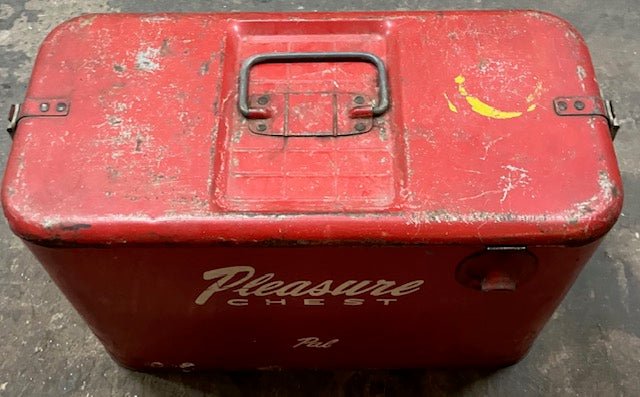 レトロボックス　西ドイツ Retro Pleasure Chest Cooler – Big Reuse