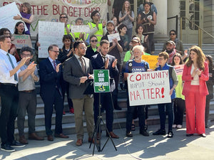 May 20 rally makes clear elected officials & NYC residents want community composting! - Big Reuse