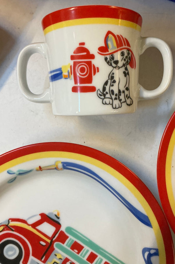 Tiffany&co  Fire Station children’s 3 piece set