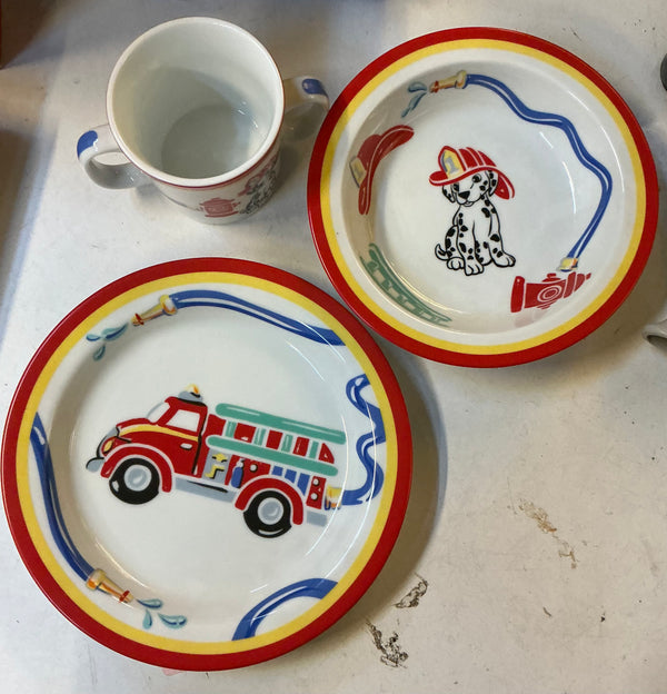 Tiffany&co  Fire Station children’s 3 piece set