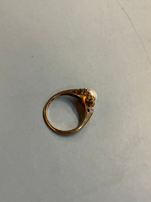 Vintage pearl 10k gold ring