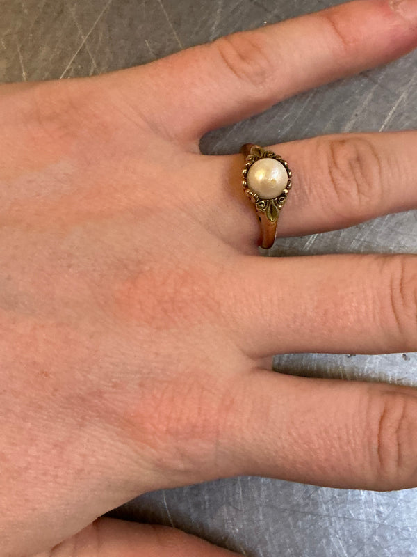 Vintage pearl 10k gold ring