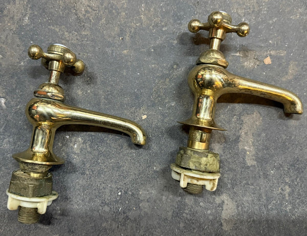 Antique Brass Faucet Bathroom Sink - Big Reuse