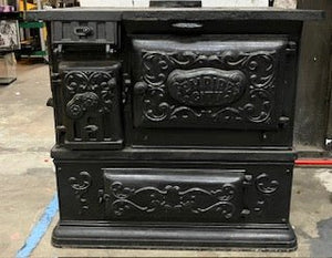 Antique Cast Iron Stove - Big Reuse