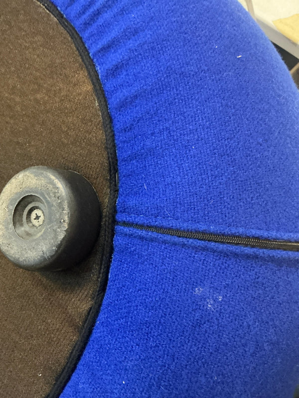 Arper Bright Blue Puff - Big Reuse