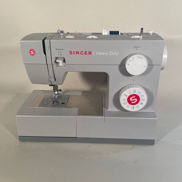 Singer Heavy Duty 4432 Sewing Machine