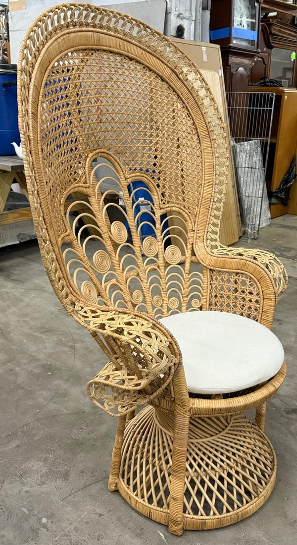 Rattan Chair - Big Reuse