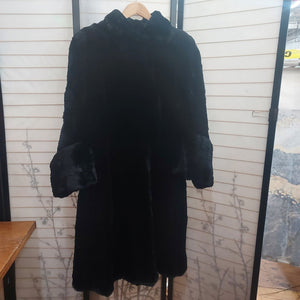 Vintage Black Fur Coat - Big Reuse