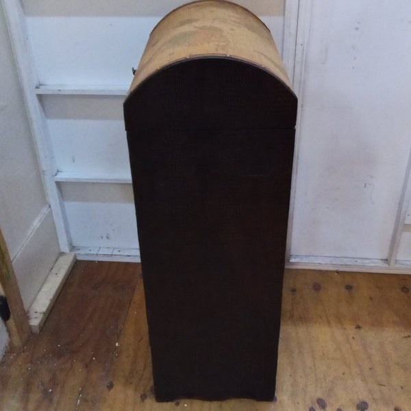 World Map Wine Bottle Cabinet - Big Reuse