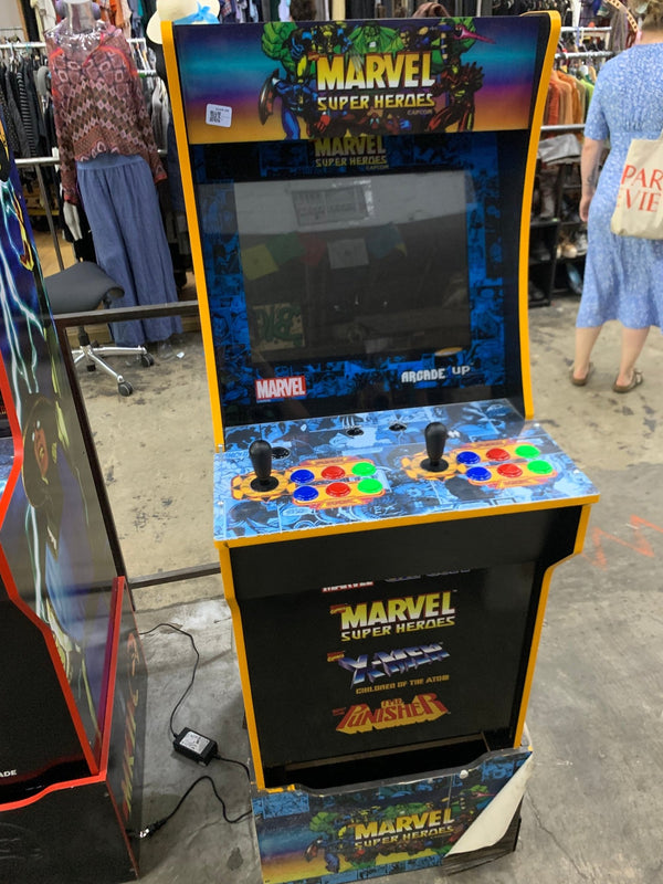 Marvel Superheroes Arcade Game - Big Reuse
